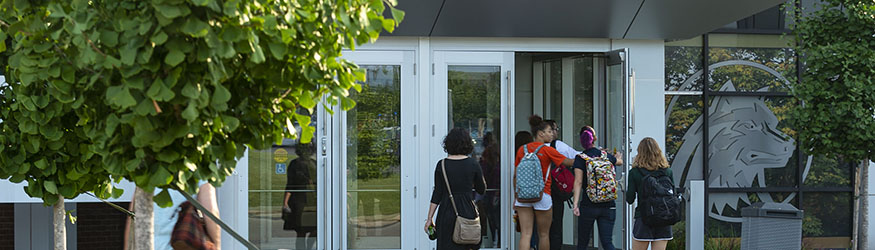 photo of students walking in to the student union