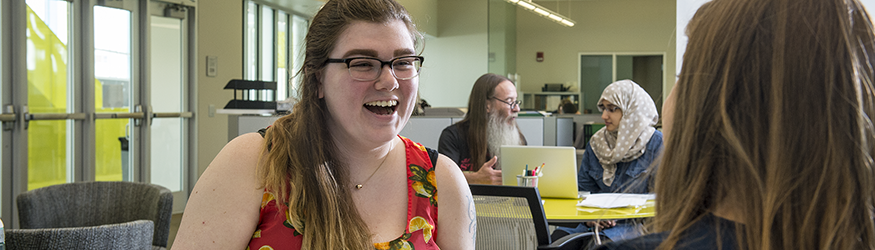 photo of students in the student success center