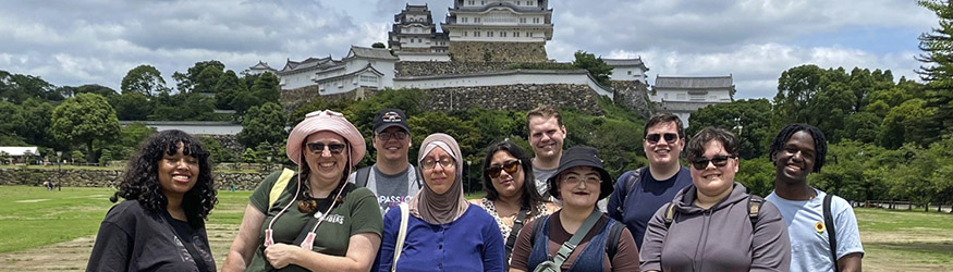 photo of a group of students on a study abroad trip