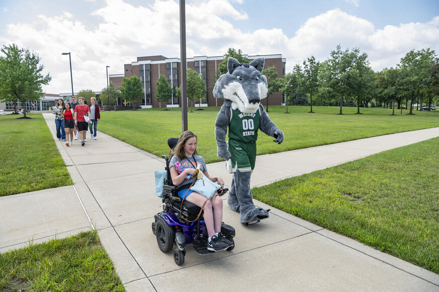 photo of students and rowdy