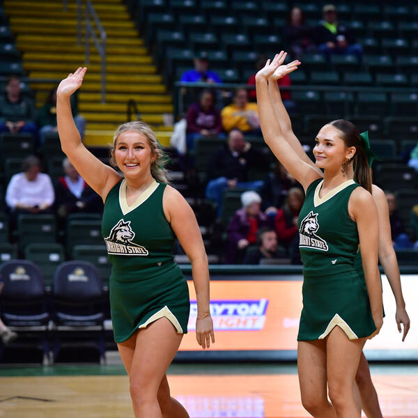 Picture of Cheer End of Halftime