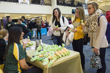 photo of students at an organization fair