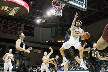 photo of a wright state men's basketball game