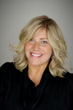 headshot of Susan Schaurer