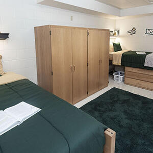 photo of a double room in hamilton hall